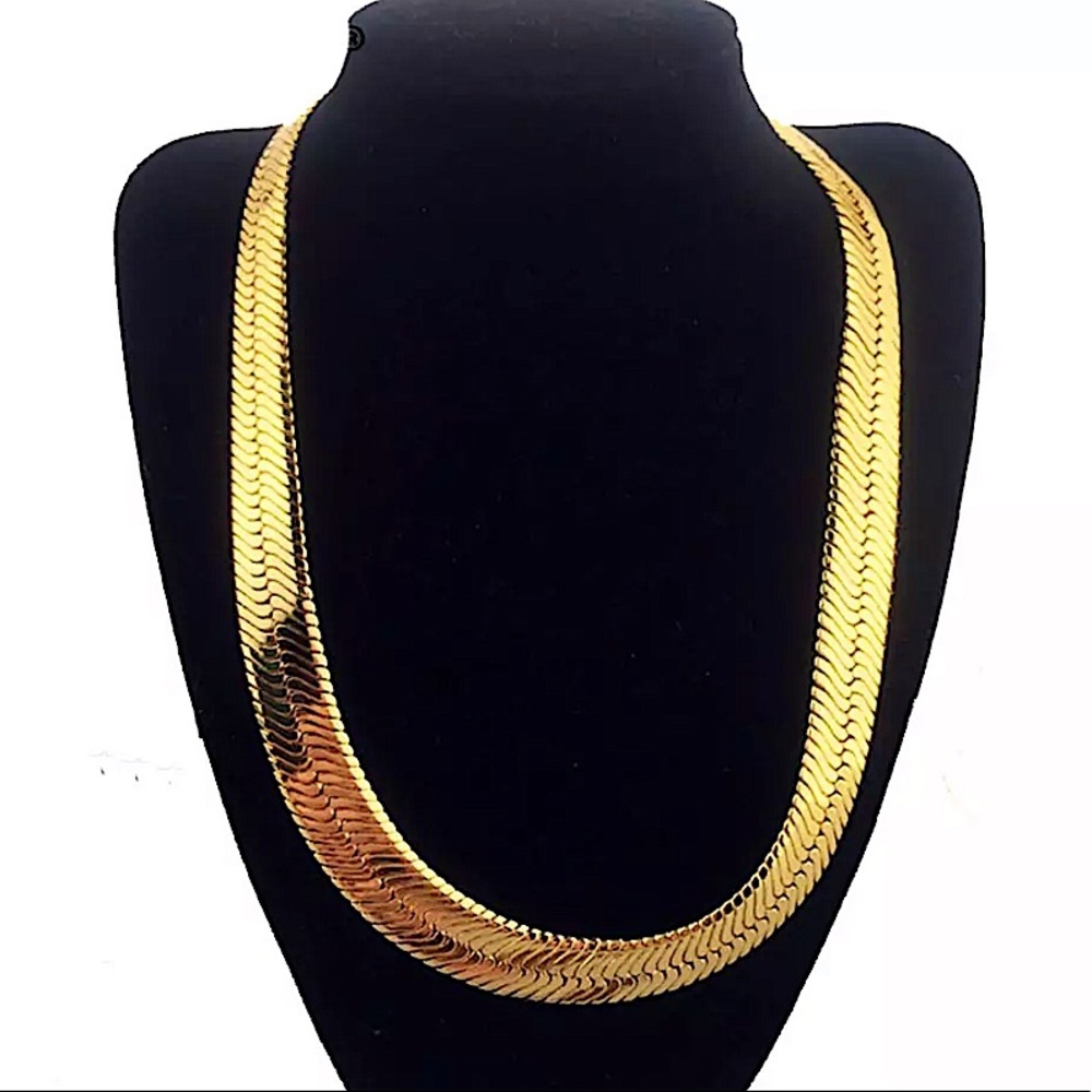 GOLD FLAT HERRINGBONE 10mm NECKLACE